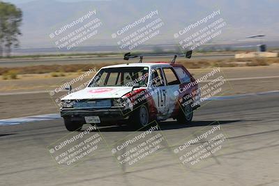 media/Oct-01-2022-24 Hours of Lemons (Sat) [[0fb1f7cfb1]]/10am (Front Straight)/